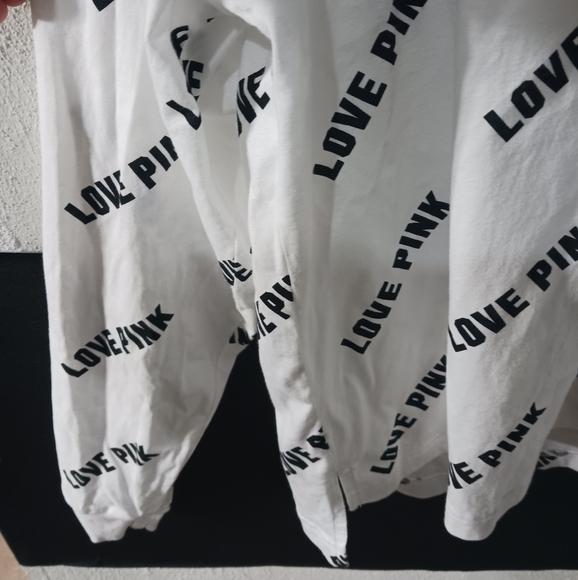 PINK Victoria's Secret LOVE PINK Graphic letters long sleeve hoodie shirt - Picture 3 of 11